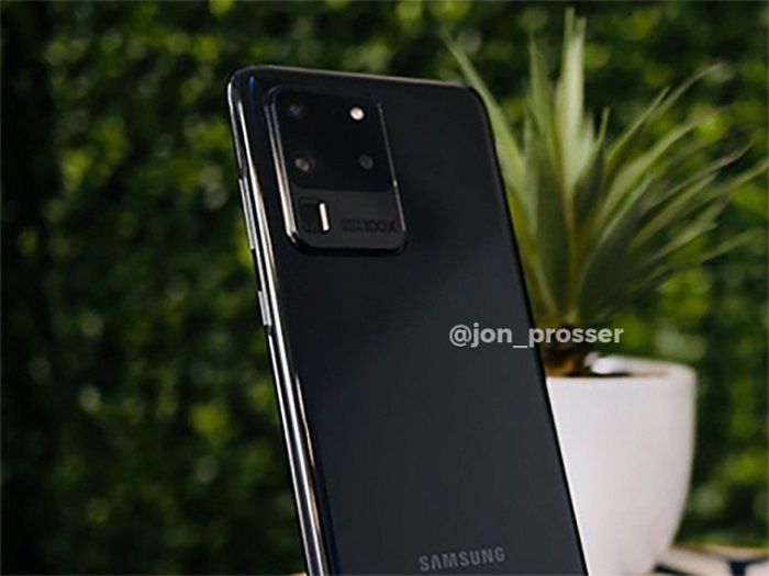 「太平洋电脑网」Galaxy S20 Ultra真机谍照 后摄模组有明显突起