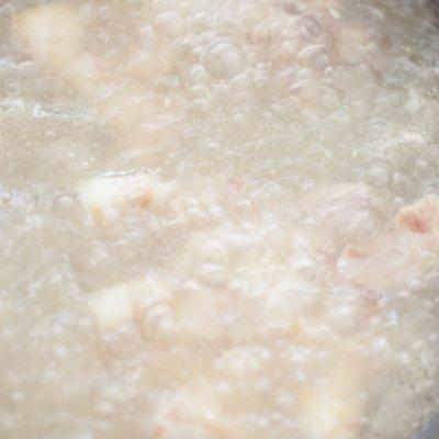 这道我最拿手的山楂土豆红烧肉，好吃到停不下筷子