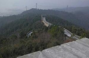 A Great Wall Without a Soul in Nanchang