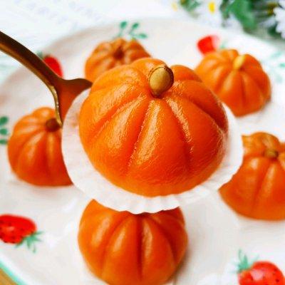 #一起加油，我要做A+健康宝贝#软糯香甜的南瓜豆沙包