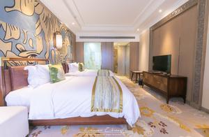 Booking Hotels with These 5 Tips Can Save You a Lot of Money: A Private Nanny-Level Guide to Booking Rooms, Very Practical!