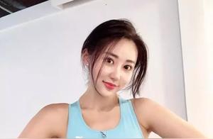Beautiful College Student, Fitness for 6 Years, Exquisite and Flawless Curves, Netizens: Top-Tier Physique