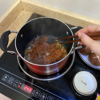 韩式五花肉泡菜豆腐汤