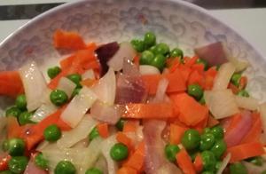 How to Make Peas, Carrots, and Onions
