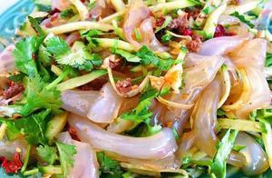 The Delicious Northeastern Daxielapi - The Key to Its Smooth and Flavorful Texture Lies in the Seasoning