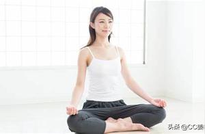 10 Simple Yoga Poses for Everyone's Benefit