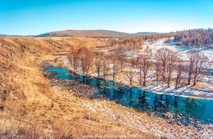 Strange Rivers of China: Never Freezing in Northern Siberia's Minus 40 Degrees