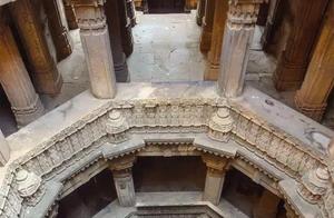 The ‘Moon Well’ with 3500 Steps to the Ground, Equally Famous as the Taj Mahal