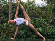 One Effort, One Return: 3 Yoga Poses to Build Your Figure, Making Your Efforts Worthwhile