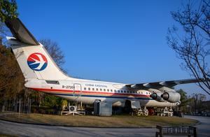 The Most ‘Unique’ Restaurant in Jiande, Zhejiang: A Real Passenger Plane (Worth 200,000 RMB) – Visit Requires Ticket