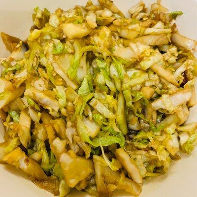 ??炝炒圆白菜（包菜）比补药营养，却不要钱