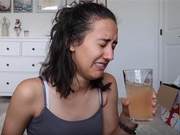 Girl's Diet and Weight Loss: Drinking 3 Cups of Apple Cider Vinegar for 1 Month, Observing Her Figure Changes