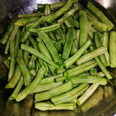 家常菜干煸四季豆