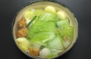 White Cabbage and Tofu Soup – Key Techniques for Perfect Texture
