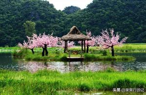 Rare Karst Mountain and Pastoral Landscapes in Yunnan: Turquoise Waters, Flowers Floating, Hidden in Yunnan