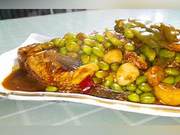 Huaiyang Cuisine Chef Teaches You How to Make a Delicious Dish with 1 Carp, 200g Mung Bean Sprouts, and 4oz of Dried Bean Sprouts - Nutritious, Appetizing, and Filling!