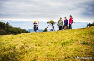 A Treasure Land Hidden in the Jinyu Border! High-Altitude Meadows, Dragon Pools, Stone Houses, and Stunning Landscapes