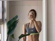 How to do aerobic exercise in an apartment? Here are 5 actions to burn fat with high-intensity sweating, taking about 10 minutes.
