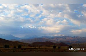 Driving Destinations in China: Five Color Bay