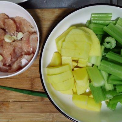 减脂人的美食：焖锅的懒人做法一样美味