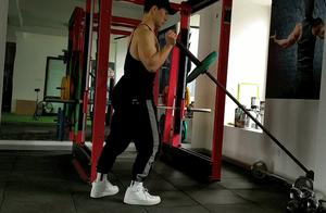 Barbell Small-Scale Usage Methods, Surprisingly, You Can Target All Muscles!