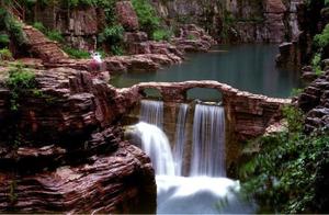 China's Most Renamed Mountain: Features 19 Duplicate Attractions, with the Most Famous One in Henan