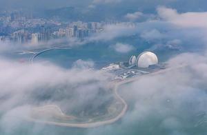 Soaring to the Skies, Reaching the Cloud-Top Zhuhai!
