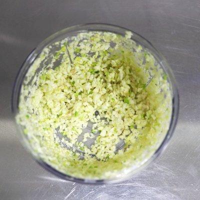 凉拌酸辣蒜香鸡蛋的懒人做法一样美味