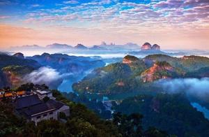 Shaoguan South Hua Temple: A Stunning and Exhilarating Experience!