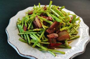 Poyang Lake’s Grass: A Treasure of Nanchang, Do You Know the Most Authentic Way to Make This Dish?
