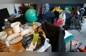 Lose Weight by First Organizing Your Room! Expert Reveals That Cluttered Rooms Can Lead to 'Excess Fat Accumulation'