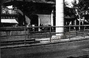 The Grand Scene of the Buddha Enlightenment Festival at Jing’an Temple in 1920s Shanghai