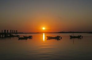 Qingdao: Watching the Sunset over the Seaside