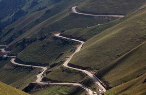 China's Another Stunning Self-Driving Route: More Beautiful Than the Sichuan-Tibet Line
