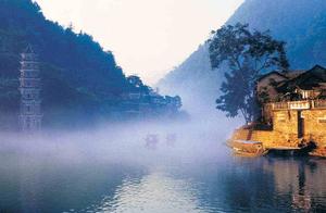 Less crowded than Fenghuang Ancient Town, quieter than Lijiang! This hidden town in Xiangxi is more beautiful after 4000 years of little human contact.