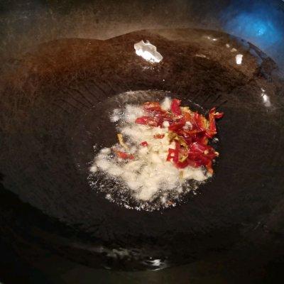 跟饭店大厨学的手撕包菜的做法，果然好吃到没朋友