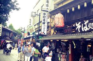 Tokyo Shioya Old Street Trip: Eating Grilled Meatballs, Visiting TV Drama Filming Locations, and Experiencing the Nostalgic Showa Era