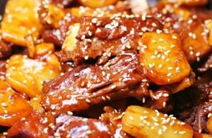 Recently the weather suddenly turned cold, everyone should eat more warm and nutritious meals to take care of their health.