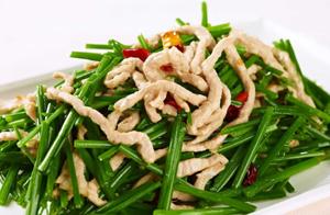 Stir-fried Chives with Pork - Extremely Nutritious and Easy to Make