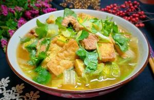 It's cold outside, let's make a pot of stew – fragrant, satisfying, and nutritious!