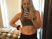 Girl Tries to Stick to Running for 1 Month, Running 30 Minutes Daily, Watching Her Figure Change Before and After