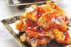 Sharing Several Dishes: Delicious and Fragrant, with a Full Room of Aroma, Irresistibly Mouthwatering
