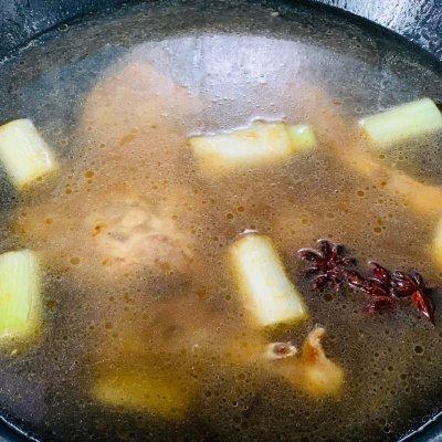 雪冬的第一锅羊蝎子汤