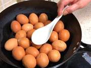 Since learning this way to cook eggs, my husband is addicted to eating them, they are fragrant and satisfying.