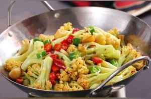 Dry Fried Cabbage: The Many People Make Mistakes, Chef Teaches You the Correct Method, Simple and Easy, Spicy and Crispy