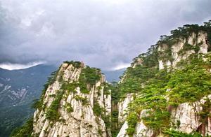 China's 'Most Interesting' Scenic Area: A Mountain Dividing Two Provinces into 4A and 5A Level Areas