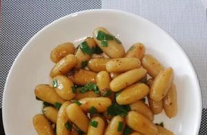 You can make this dish with just potatoes; eating it three times a day isn't excessive