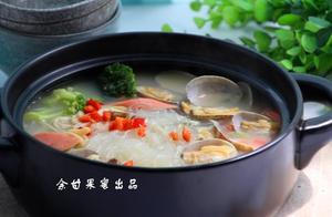 This dish is often made at home, with rich ingredients and full of flavor, and there's always a lot of soup left over.