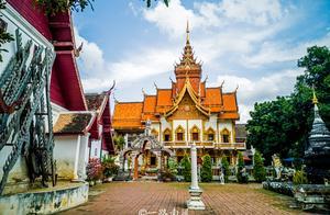 Charming Small City in Northern Thailand, with Over 300 Temples, Supported by Chinese Tourists