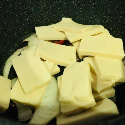 有鱼豆腐味道的干锅千叶豆腐